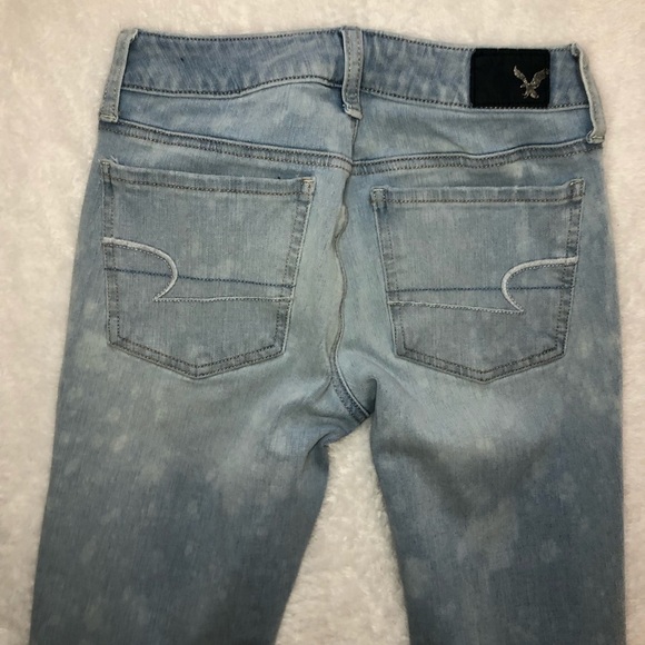 American Eagle Light Denim Distressed Jegging Jean - Picture 9 of 13